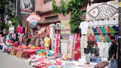 Photo of রাজধানীর ফুটপাত বিক্রির সঙ্গে কারা জড়িত তালিকা চেয়েছেন হাইকোর্ট