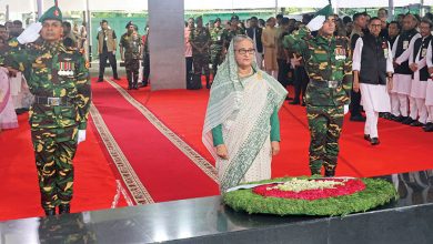 Photo of বঙ্গবন্ধুর প্রতিকৃতিতে প্রধানমন্ত্রীর শ্রদ্ধা